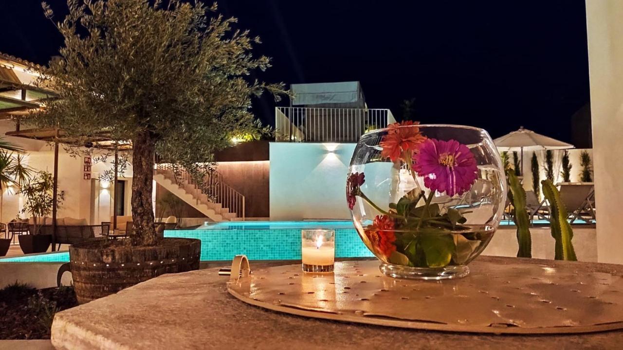Ynaira Hotel & Spa Ariany Esterno foto