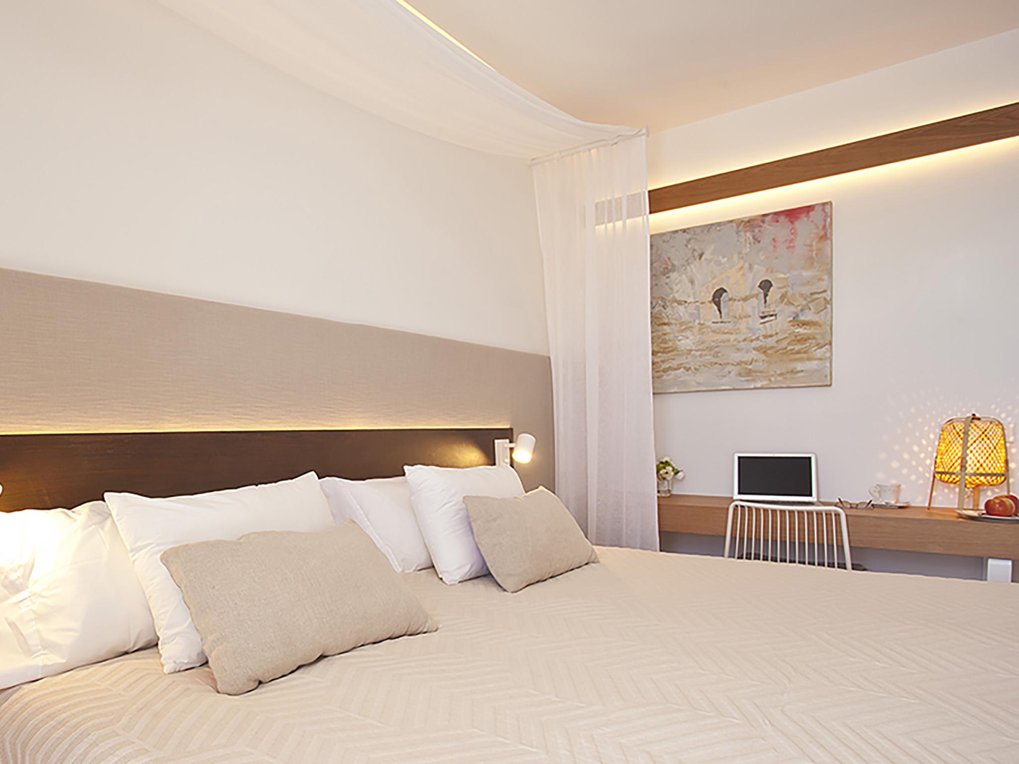 Ynaira Hotel & Spa Ariany Esterno foto