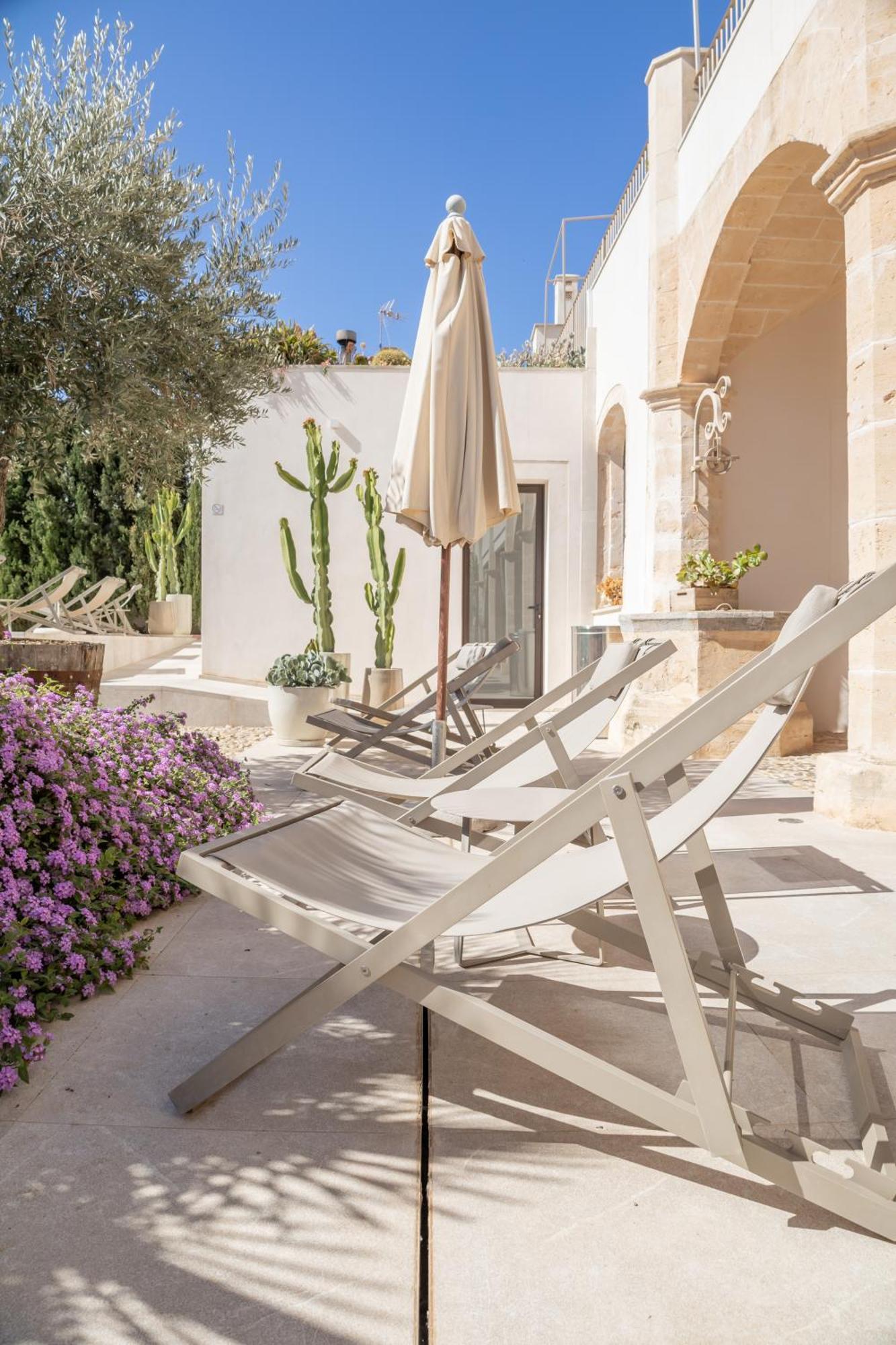 Ynaira Hotel & Spa Ariany Esterno foto