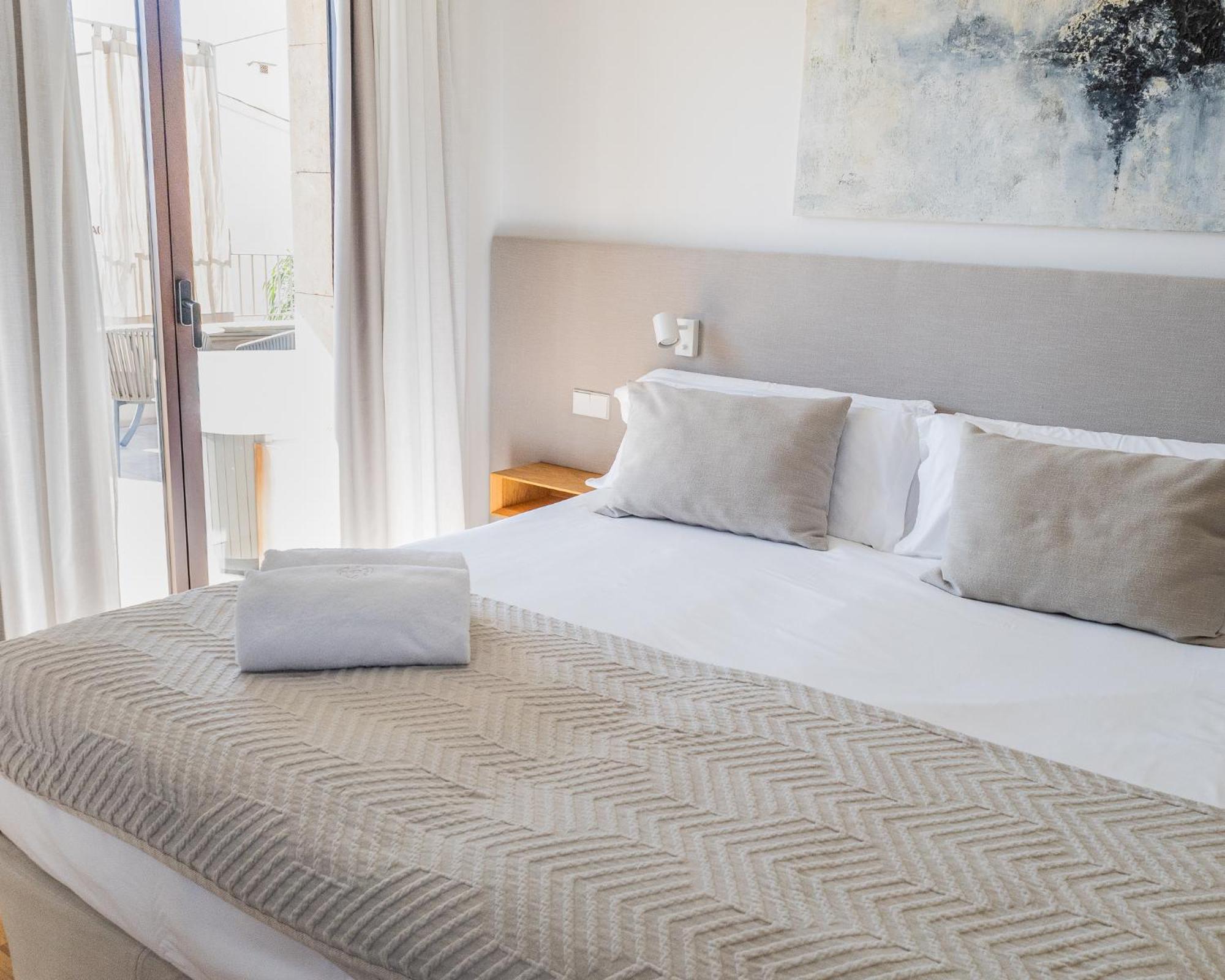 Ynaira Hotel & Spa Ariany Esterno foto