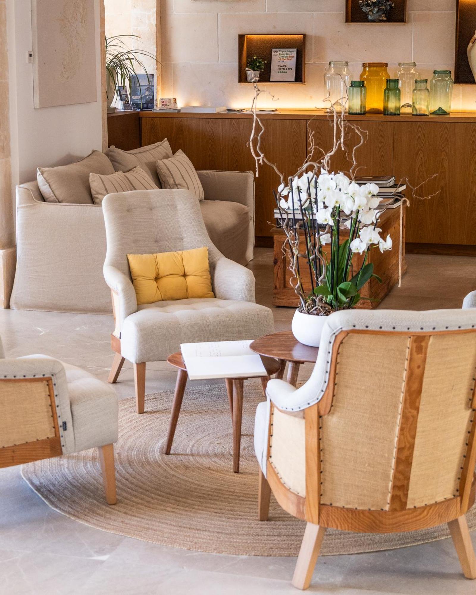 Ynaira Hotel & Spa Ariany Esterno foto